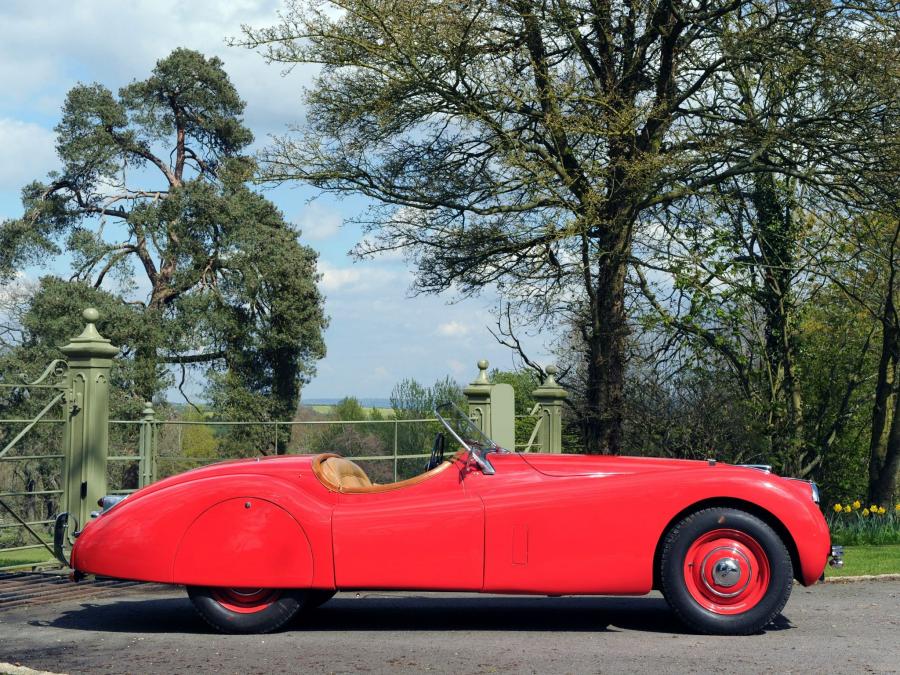  Jaguar XK120 Roadster 1950 года  (UK) (фото 1 из 16)